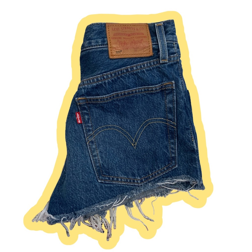 levi mid rise 501 shorts